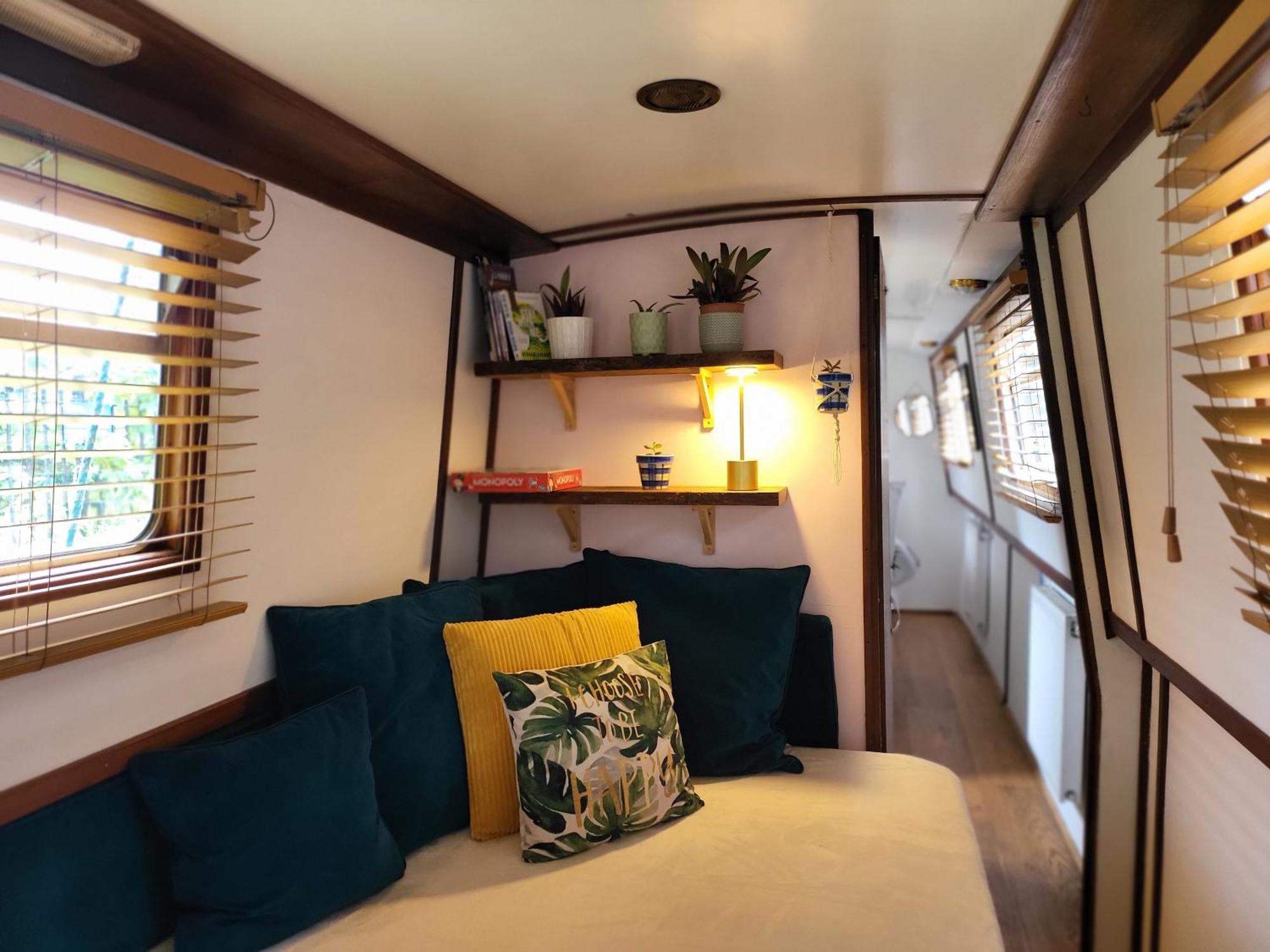 Lovely Canal Boat In Little Venice For Family & Friends London Eksteriør bilde